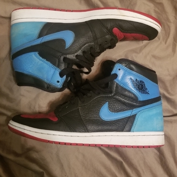 Nike Air Jordan 1 High OG UNC to Chicago Sneakers. Women Size 9.5. Boys Size 7.5 - Picture 4 of 12